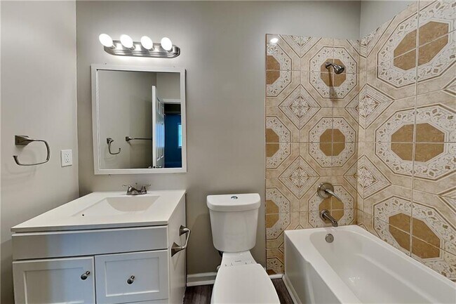Building Photo - 159 Teramont Ct