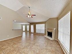 Building Photo - 1132 Sandalwood Dr