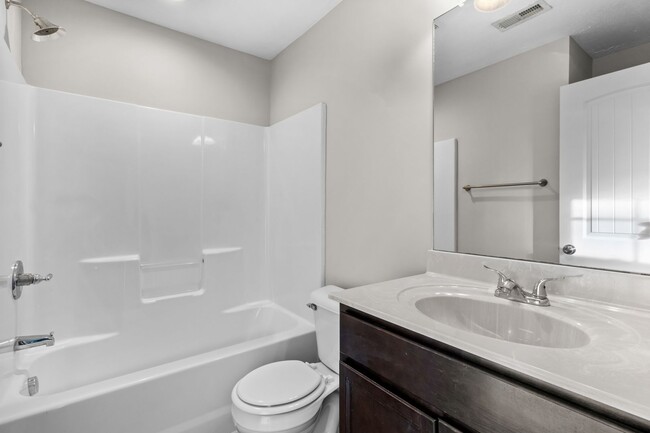 Building Photo - Dortch/Bradley St Apartments