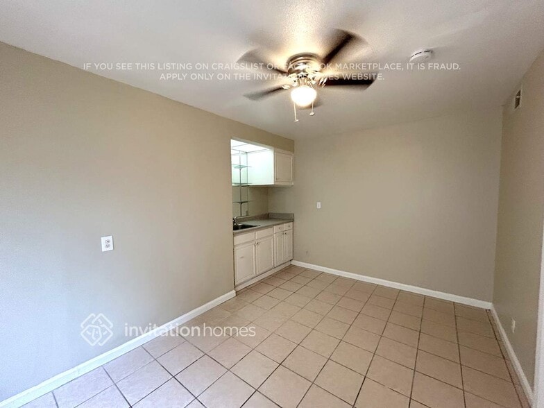 Building Photo - 19745 Lull St