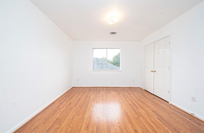 Building Photo - 6414 Windmist Cir