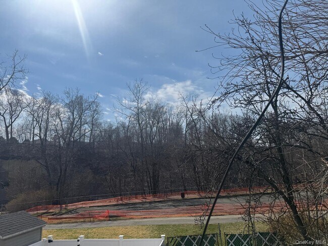 Building Photo - 126 Roosevelt Dr