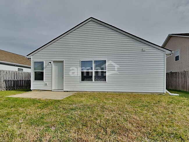 Building Photo - 784 Aerostar Court