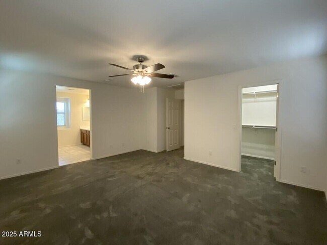 Building Photo - 6843 E Peralta Cir