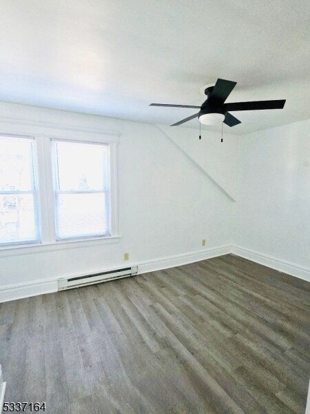 Building Photo - 10 Noll Pl
