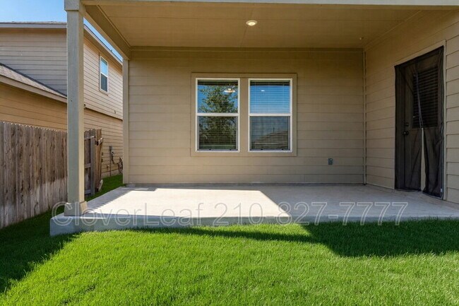 Building Photo - 4242 Busbee Fields