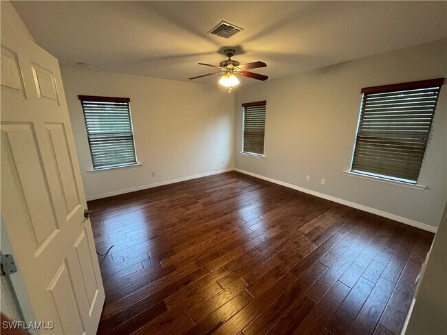 Building Photo - 15326 Summit Pl Cir