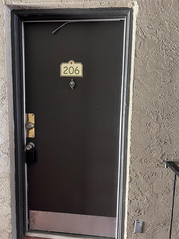 Building Photo - 325 Wymore Rd