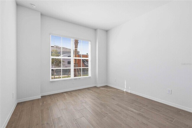 Building Photo - 5420 Lightning Whelk Ln