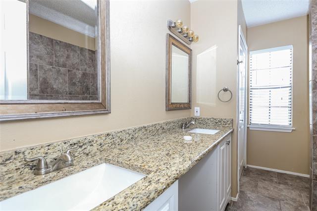 Building Photo - 1508 Bandera Dr