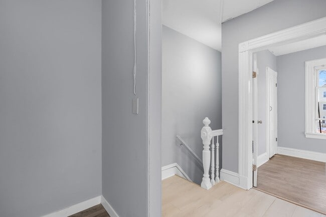 Building Photo - 555 Jefferson Ave