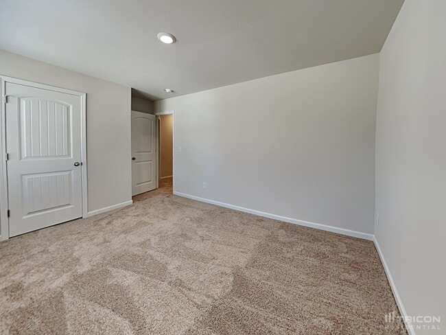 Building Photo - 150 Parkers Gate Dr