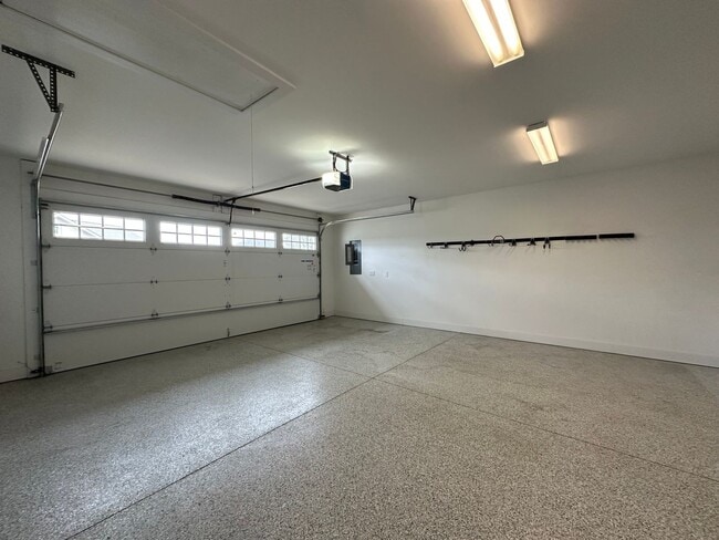 Building Photo - 3 Bedroom / 2 Bath  Johnson City TN