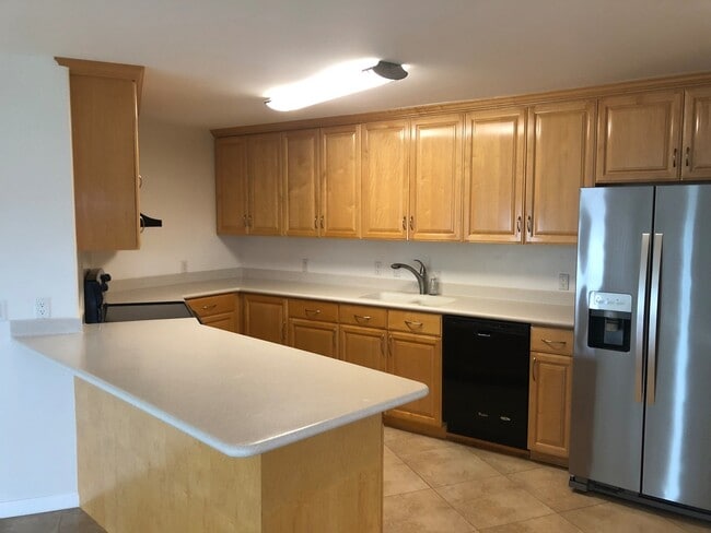 Primary Photo - Private Duplex Home Across from Kahala Mall