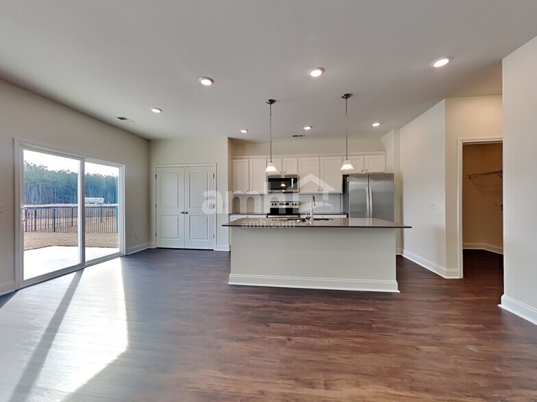 Building Photo - 507 Plumeria Lane