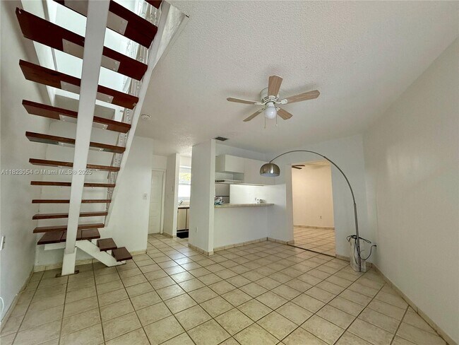 Building Photo - 798 Crandon Blvd