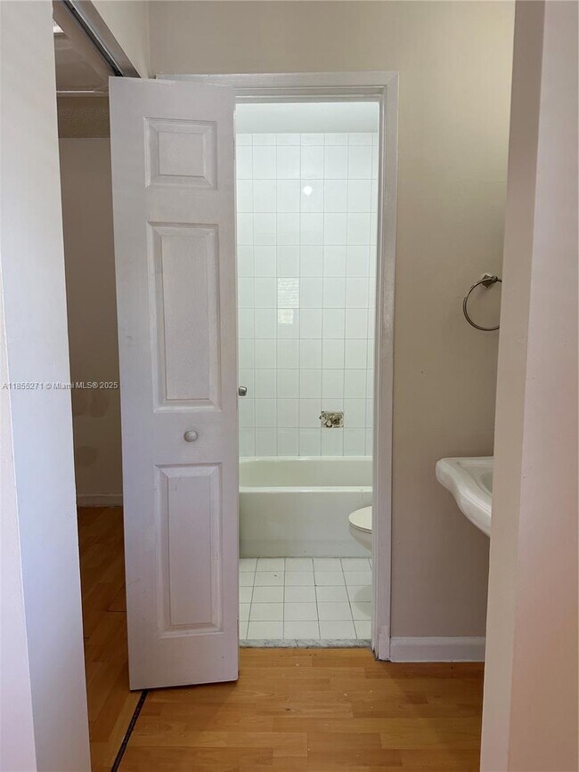 Building Photo - 14907 SW 80th St