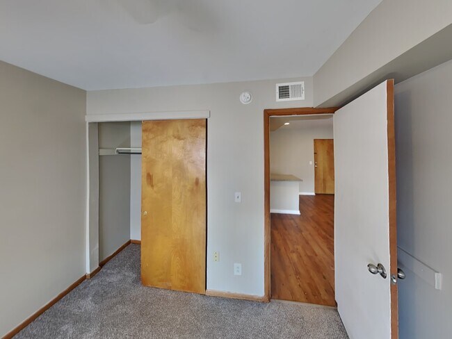 Building Photo - 31 Chittenden Ave