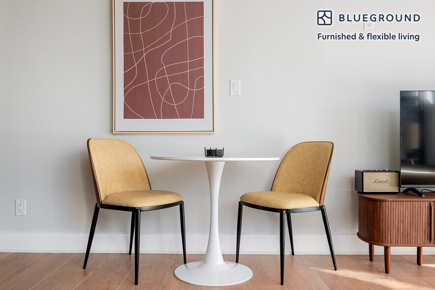 Building Photo - 44 Bromfield St