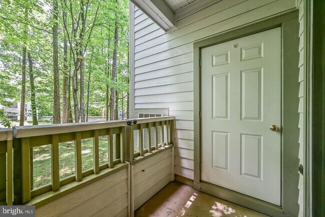 Building Photo - 13070 Autumn Woods Way