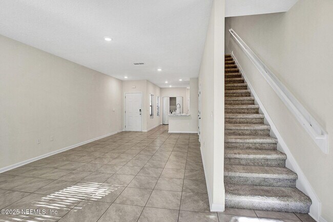 Building Photo - 7625 Legacy Trl