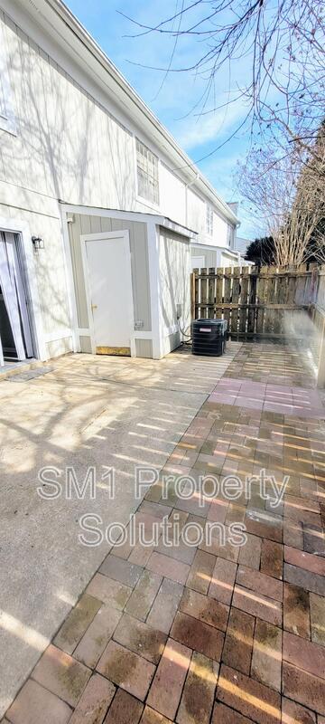 Building Photo - 5733 Bramblegate Rd