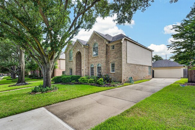 Building Photo - 1719 Cantigny Ln