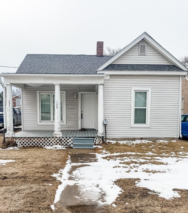 Building Photo - 120 Harrison St