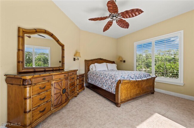 Building Photo - 975 Tivoli Ct