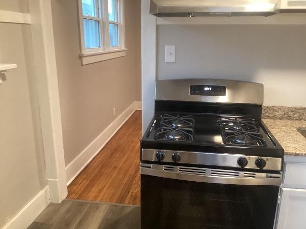 Building Photo - 703 W Hanssler Pl