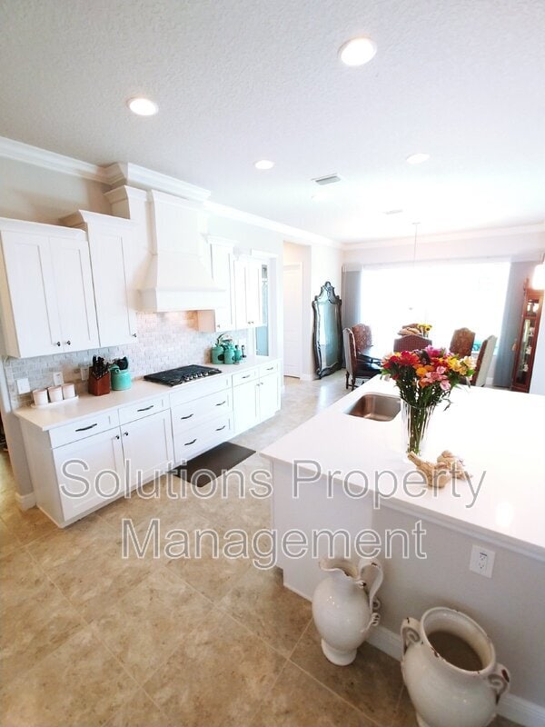 Building Photo - 918 Casa Dolce Casa Cir