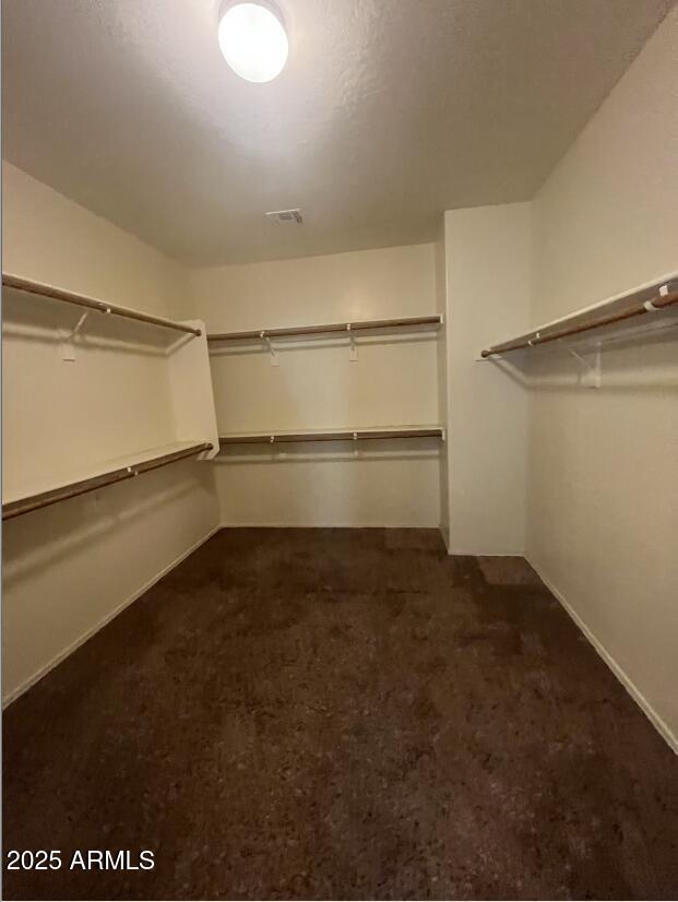 Building Photo - 576 E Julian Dr