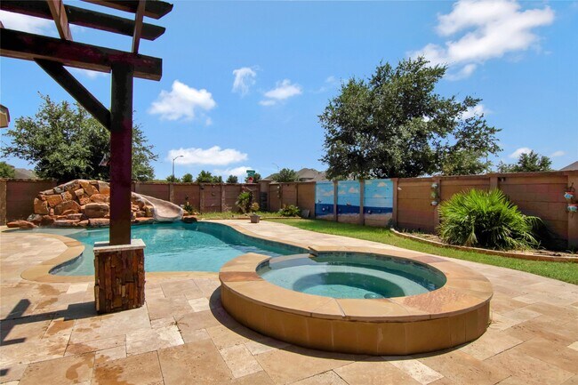 Building Photo - 5203 Kingship Ct