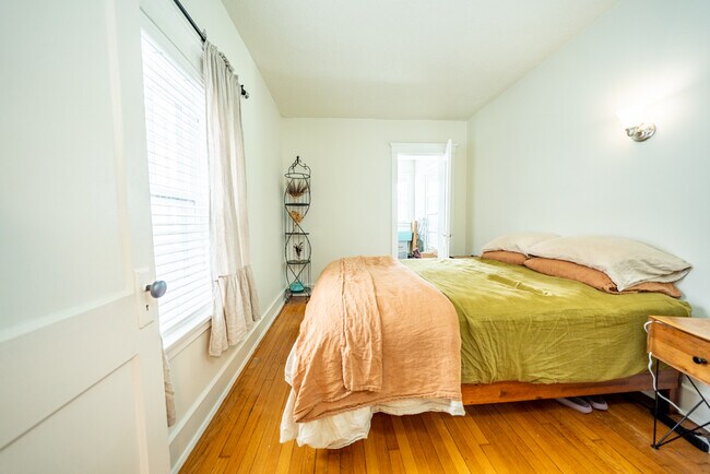 Building Photo - 4152 McGee St