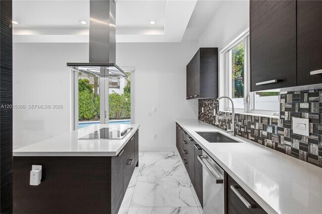 Building Photo - 8221 NW 34th St