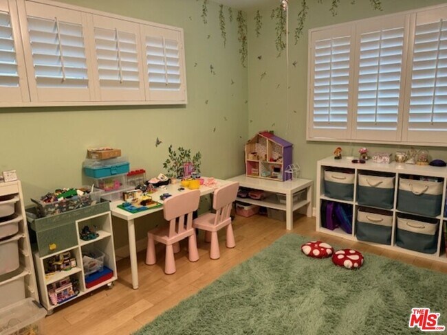 Building Photo - 912 McCarthy Ct