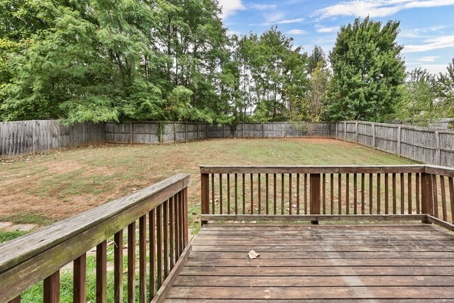 Building Photo - 1109 Ishee Dr