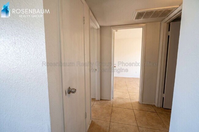 Building Photo - 6440 E Alder Ave