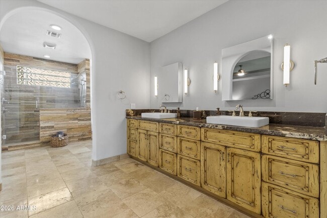 Building Photo - 14541 E Gamble Ln