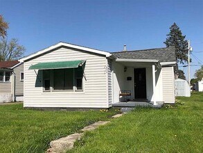 Building Photo - newly updated 2 bedroom 1 bath
