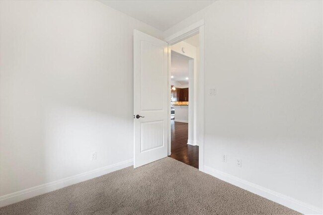 Building Photo - 14501 Falcon Head Blvd