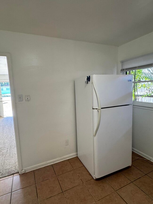 Building Photo - 2418 46th St