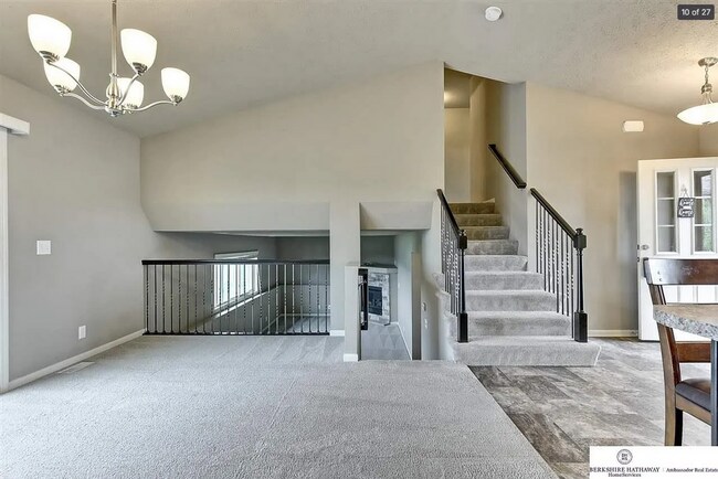 Building Photo - 19081 Cottonwood St