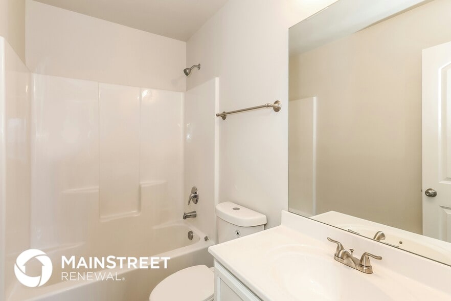 Building Photo - 7163 Tanger Blvd