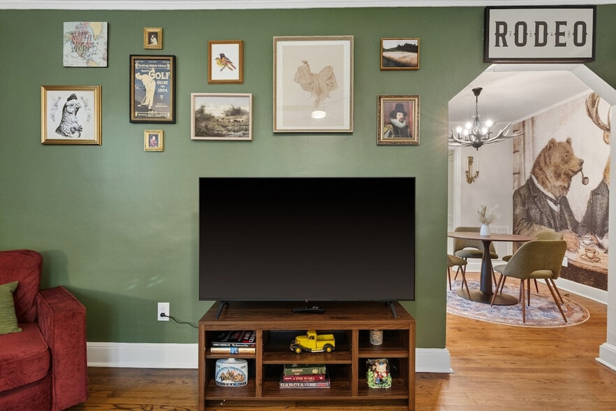 Building Photo - 3548 Barwood Cir