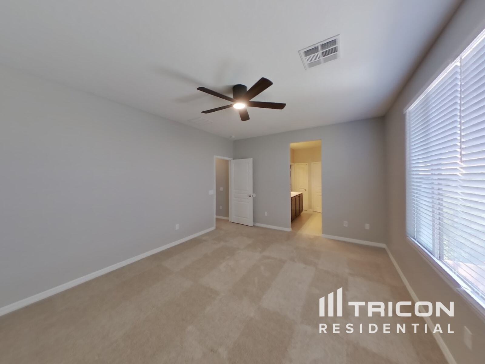 Building Photo - 10250 Copalito Dr