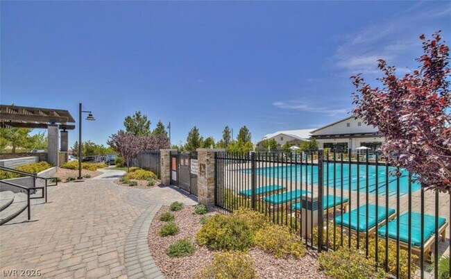 Building Photo - 8148 Little Skye Ct