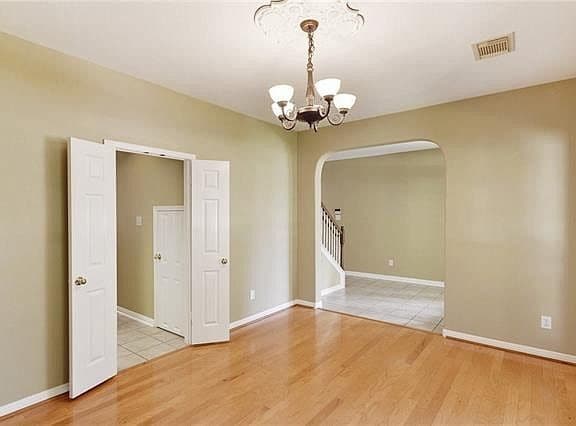 Building Photo - 8003 Magic Mountain Cove