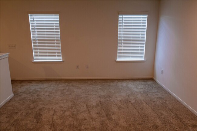 Building Photo - 14984 Rustic Moon Rd