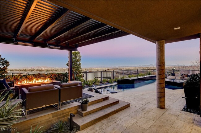 Building Photo - 6300 Clovis Point St